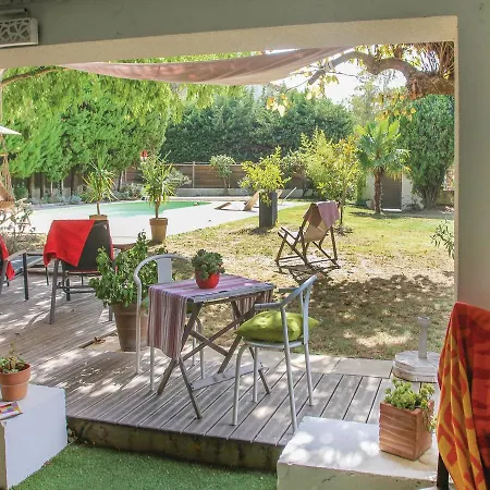 One-bedroom In דירה